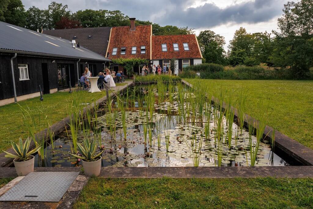 landelijk gelegen met mooie zwem gelegenheid, erve t bonkert